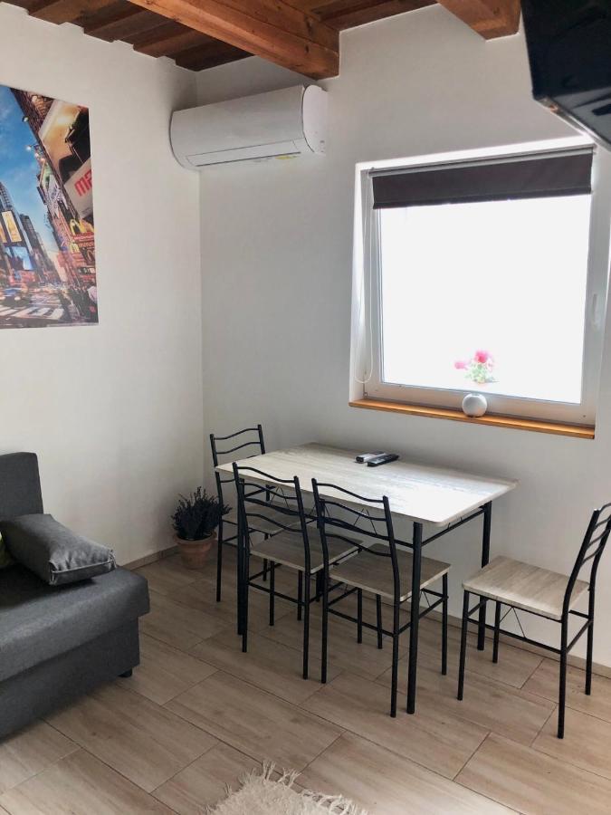 Lena Vendeghaz Hotel Balatonberény Buitenkant foto