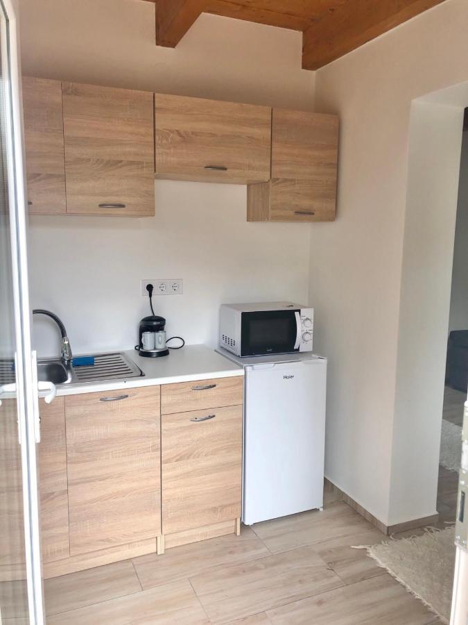 Lena Vendeghaz Hotel Balatonberény Buitenkant foto